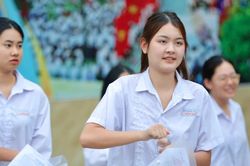 Bài thi Ngữ văn theo hình thức tự luận mở đầu Kỳ thi tốt nghiệp THPT 2026