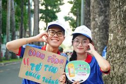 Mùa thi thêm vững tin cùng màu áo xanh tình nguyện