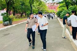 Gợi ý đáp án môn Ngữ Văn thi tốt nghiệp THPT 2026
