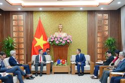 Th&uacute;c đẩy quan hệ Đối t&aacute;c Chiến lược to&agrave;n diện Việt Nam &ndash; EU ng&agrave;y c&agrave;ng bền chặt