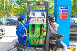Giữ 'mạch máu' và 'hơi thở' của nền kinh tế
