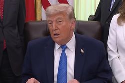 Ông Trump tuyên bố không gia hạn hiệp định thương mại với Canada và Mexico