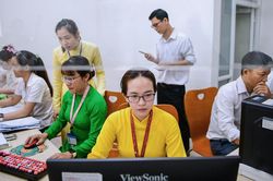 Bộ Chính trị phân bổ hơn 1,8 triệu biên chế công chức, viên chức năm 2026