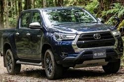 Phụ kiện giúp Toyota Hilux đời cũ xử lý hàng loạt nhược điểm cố hữu
