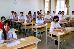 6.985 thí sinh vắng thi môn Toán, 27 em bị đình chỉ ngày đầu thi tốt nghiệp THPT