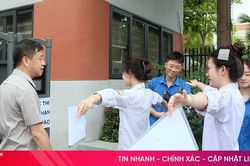 Cận cảnh quy trình rà quét thiết bị điện tử, bảo đảm kỳ thi công bằng, nghiêm túc