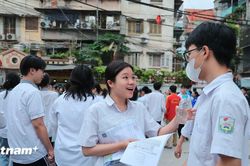Thi tốt nghiệp THPT 2026: Đề Toán không khó, nhiều thí sinh tự tin điểm cao