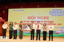 Thông tấn xã Việt Nam và tỉnh Thái Nguyên ký kết hợp tác truyền thông