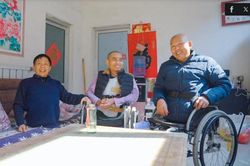 Người đàn ông bị cắt đôi cơ thể và hành trình 22 năm hồi sinh khiến thế giới sửng sốt