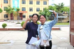 Thí sinh Nghệ An đánh giá đề Ngữ văn hay và mang tính thực tiễn cao
