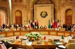 Các nước Vùng Vịnh tuyên bố quyền đáp trả tập thể với Iran