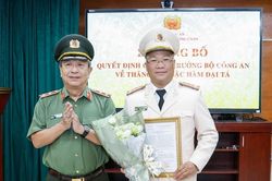Bộ Công an thăng hàm Đại tá cho Phó Tổng Biên tập Báo Đại Đoàn Kết