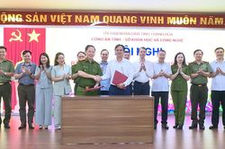 Bàn giao nhiệm vụ cơ quan thường trực Ban Chỉ đạo về phát triển KHCN, đổi mới sáng tạo, chuyển đổi số và Đề án 06
