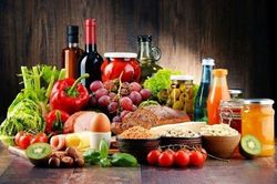 Ngành F&B: Doanh nghiệp sữa và bia phục hồi rõ nét, mía đường và chăn nuôi thách thức biên lợi nhuận