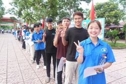 Bắc Ninh: Một số hình ảnh trước buổi thi môn Ngữ văn, kỳ thi tốt nghiệp trung học phổ thông
