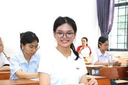 Hơn 35.000 thí sinh Đà Nẵng thi môn đầu tiên kỳ thi tốt nghiệp THPT 2026