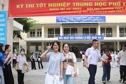 Kỳ thi tốt nghiệp THPT 2026: Đưa khoa học công nghệ, AI vào đề Ngữ văn