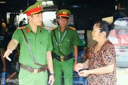 Quyết t&acirc;m lập lại trật tự l&ograve;ng, lề đường