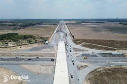 Đồng Nai yêu cầu rút ngắn thủ tục cấp phép để đảm bảo vật liệu xây dựng cho các dự án trọng điểm