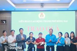 Công đoàn Đồng Nai thăm, tặng quà đoàn viên có hoàn cảnh khó khăn, mắc bệnh hiểm nghèo