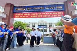 THÍ SINH GIA LAI HOÀN THÀNH MÔN THI ĐẦU TIÊN - MÔN NGỮ VĂN