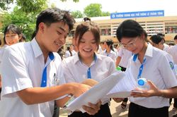 Đề thi Ngữ văn 'chạm' đến cảm xúc của thí sinh