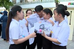 Thí sinh 'nhẹ nhõm' với môn Toán