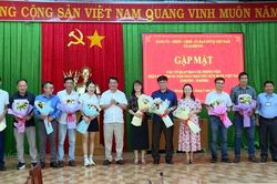 Lãnh đạo xã Ia Hrung gặp mặt các cơ quan báo chí