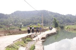 Kiểm tra công tác phòng, chống thiên tai tại một số xã