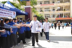 Ngày thi đầu tiên Kỳ thi tốt nghiệp THPT năm 2026: An toàn, nghiêm túc, đề thi vừa sức