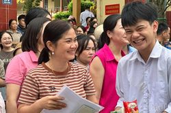 Nhiều cảm xúc sau môn thi đầu tiên