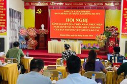 Kh&aacute;nh H&ograve;a sơ kết thực hiện Nghị quyết x&acirc;y dựng 'X&atilde; kh&ocirc;ng ma t&uacute;y'
