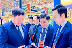 Lào Cai tham dự Hội chợ Trung Quốc - Nam Á lần thứ 10 và Hội chợ Xuất nhập khẩu Côn Minh lần thứ 30