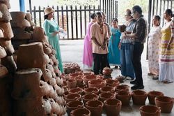 Ðánh thức sức sống mới cho nghề gốm Chăm