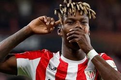 Chuyển nhượng 11/06: Arsenal quyết đấu vì Nico Williams, Juventus áp sát Emi Martinez