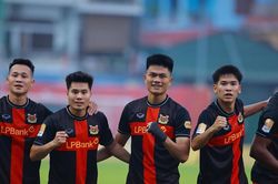 Hoàng Đức ghi bàn, Ninh Bình đánh bại Thể Công Viettel 4-1 vào chung kết Cúp Quốc gia
