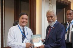 'Con đường tương lai' của nhà văn Nguyễn Xuân Tuấn được giới thiệu tới bạn bè quốc tế tại diễn đàn tương lai ASEAN 2026