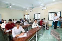 Điểm thi THPT Thanh Ba: Tự tin vượt vũ môn