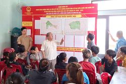 Mở hướng giảm nghèo bền vững