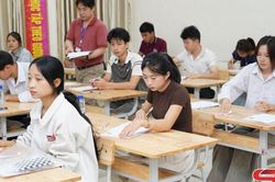 Các thí sinh tại xã Thuận Châu bước vào kỳ thi tốt nghiệp THPT năm 2026