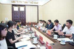 Huế hợp tác với Hàn Quốc về phát triển giao thông công cộng gắn với đường sắt tốc độ cao