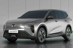 VinFast bán gần 100.000 ôtô điện trong 5 tháng đầu năm