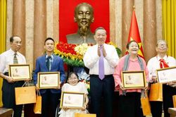 Thông điệp của Tổng Bí thư, Chủ tịch nước Tô Lâm tại cuộc gặp mặt 100 tấm gương tiêu biểu trong Chương trình 'Việc tử tế' Khi sự tử tế trở thành sức mạnh quốc gia