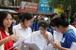 Gợi ý đáp án đề Toán thi tốt nghiệp THPT 2026