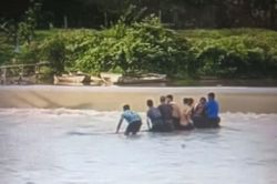 Lật thuyền khi đi đánh bắt cá trên sông, 2 vợ chồng tử vong