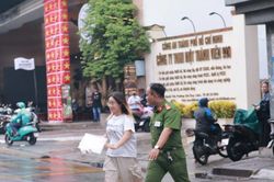 Xảy ra sự cố đề thi tại một điểm thi ở TP Hồ Chí Minh