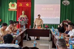 Tuyên truyền pháp luật giao thông bằng hình thức trực quan