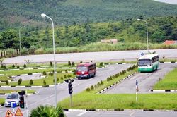 Đề xuất tăng câu hỏi lý thuyết sát hạch lái xe, chống học mẹo