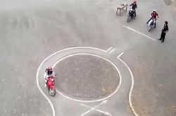 Thí điểm 'Chiến dịch đào tạo kỹ năng lái xe máy an toàn'