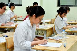Những lát cắt cuộc sống vào đề thi